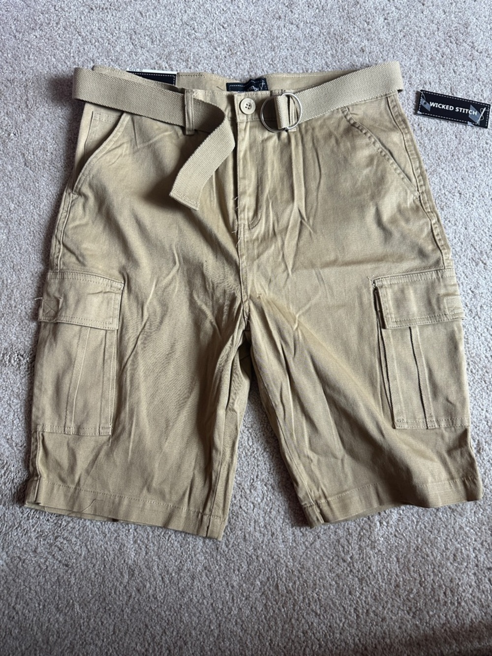 Men’s Khaki Cargo Shorts with Belt